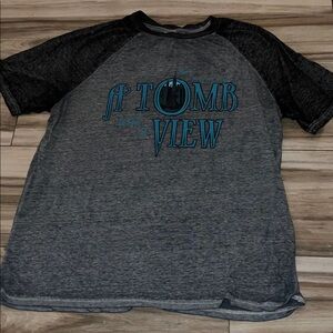 Disney Haunted Mansion "a tomb with a view" Gray and Black Short Sleeve Tee
